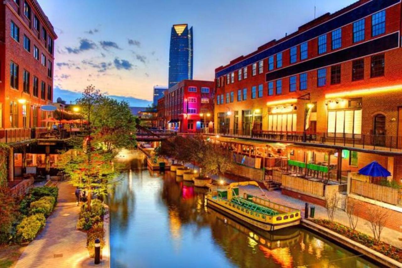 Elegant And Historic Getaway Close To Everything Oklahoma City Bagian luar foto
